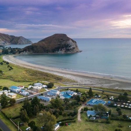 Mahia Motel And Holiday Park Extérieur photo